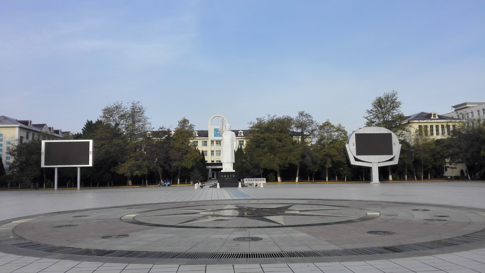 西北某高校实训实验室辛烷值机现场检修